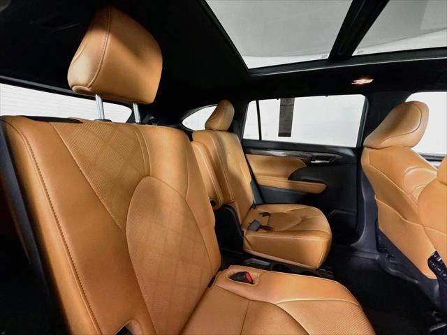 2023 Toyota Highlander Platinum