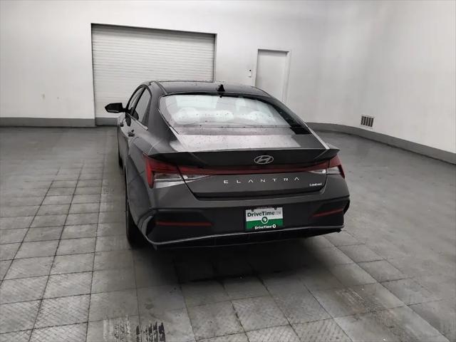 2025 Hyundai Elantra Limited