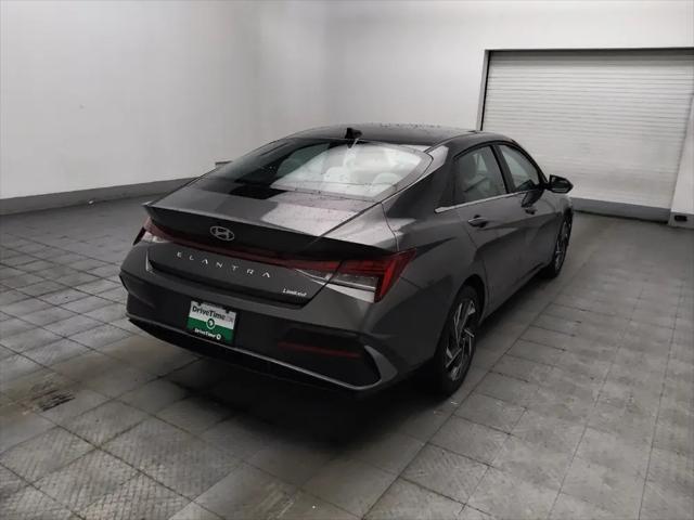 2025 Hyundai Elantra Limited