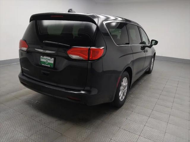 2017 Chrysler Pacifica LX