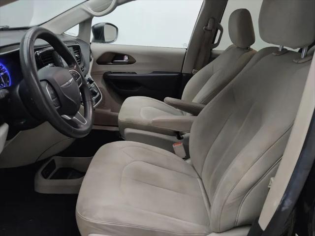 2017 Chrysler Pacifica LX