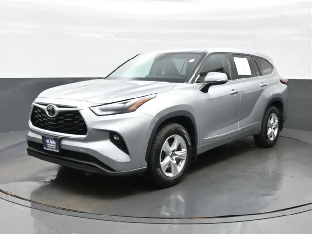 2023 Toyota Highlander LE