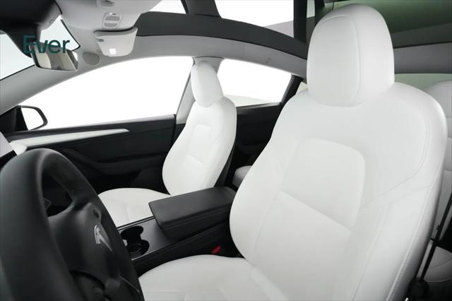 2025 Tesla Model Y Long Range Dual Motor Rear-Wheel Drive