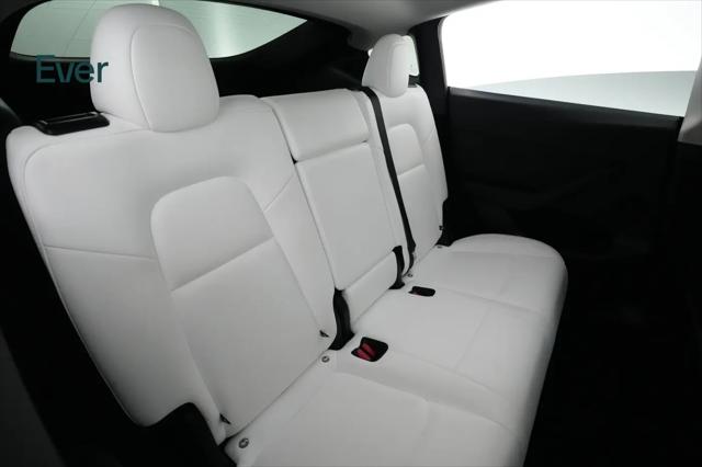 2025 Tesla Model Y Long Range Dual Motor Rear-Wheel Drive