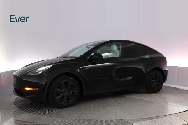 2025 Tesla Model Y Long Range Dual Motor Rear-Wheel Drive