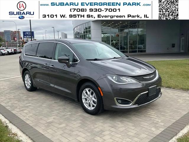 2020 Chrysler Pacifica Touring for sale in Evergreen Park, IL
