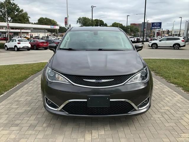 2020 Chrysler Pacifica Touring