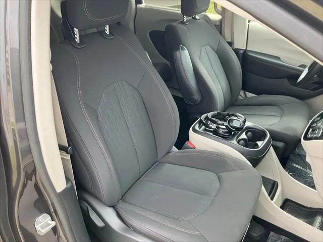 2020 Chrysler Pacifica Touring