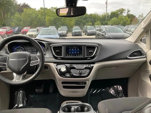 2020 Chrysler Pacifica Touring