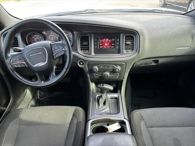 2016 Dodge Charger SE