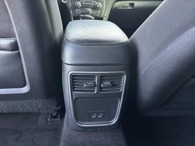 2016 Dodge Charger SE