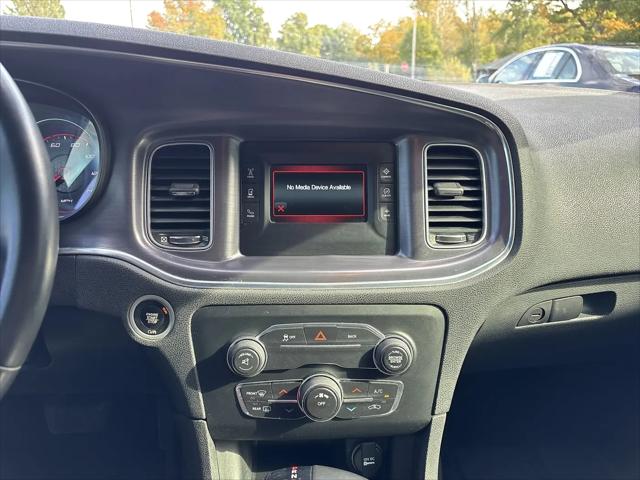 2016 Dodge Charger SE