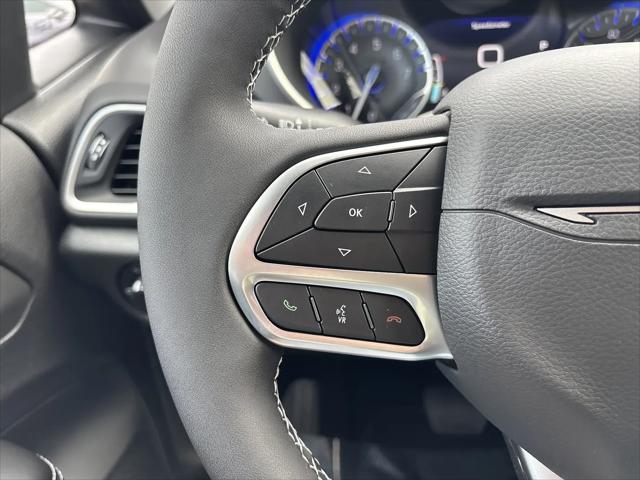 2027 Chrysler Pacifica LX