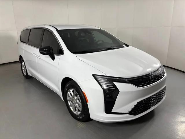 2027 Chrysler Pacifica Select