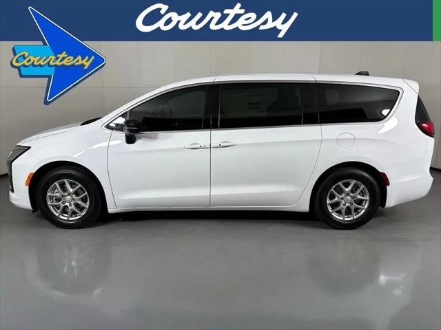 2027 Chrysler Pacifica LX for sale in Mesa, AZ