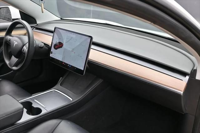 2021 Tesla Model 3 Standard Range Plus Rear-Wheel Drive