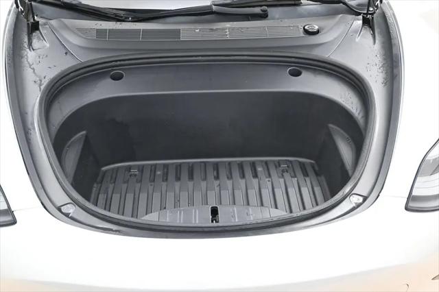 2021 Tesla Model 3 Standard Range Plus Rear-Wheel Drive