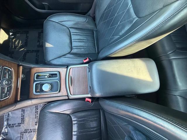 2016 Chrysler 300 Platinum