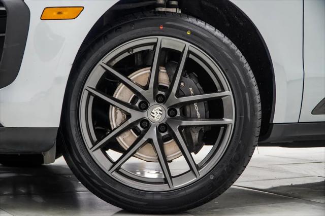 2023 Porsche Macan T