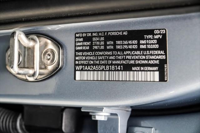 2023 Porsche Macan T