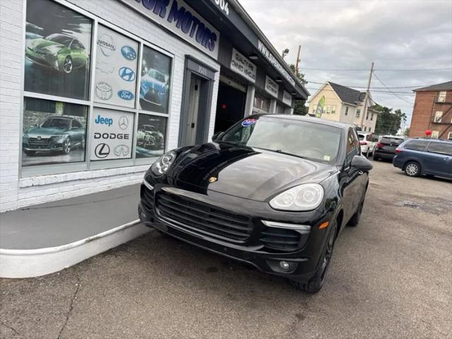 2017 Porsche Cayenne Platinum Edition