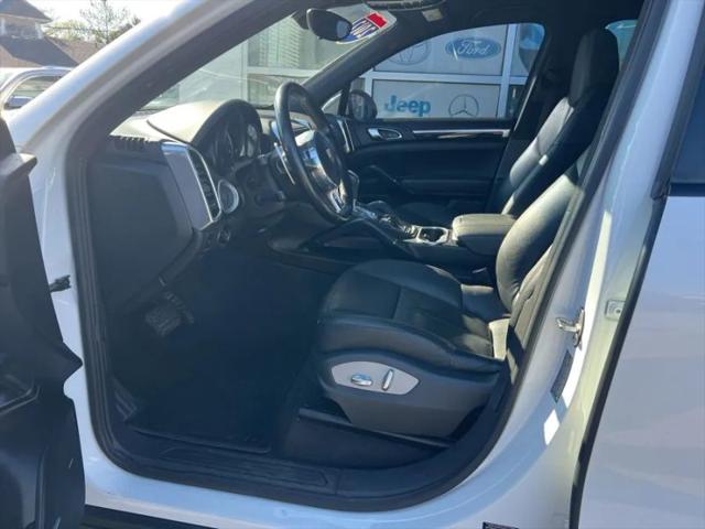 2012 Porsche Cayenne Base