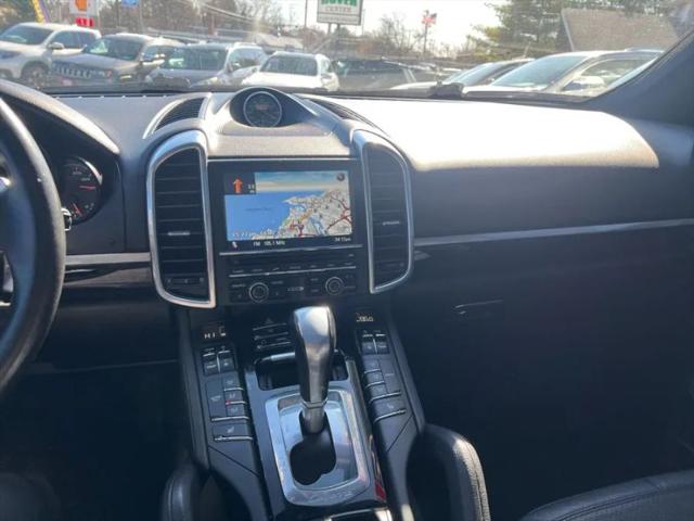2012 Porsche Cayenne Base