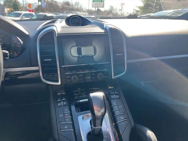 2012 Porsche Cayenne Base