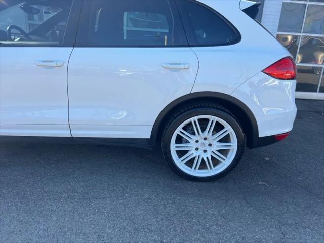 2012 Porsche Cayenne Base
