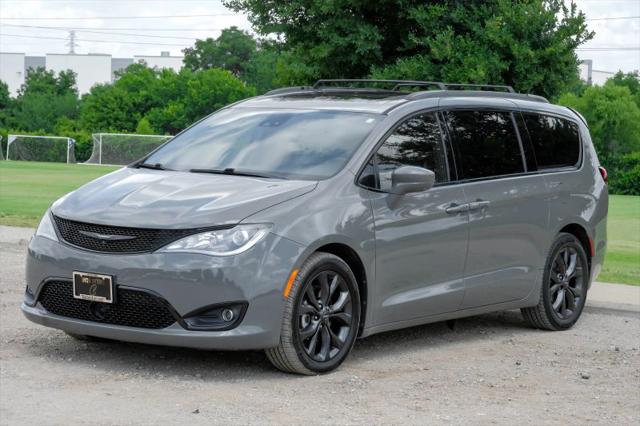 2020 Chrysler Pacifica 35th Anniversary Touring L Plus