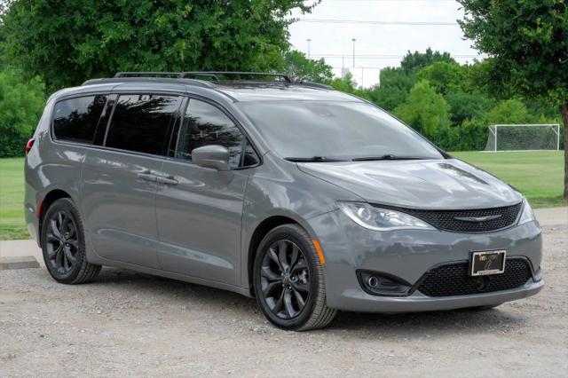 2020 Chrysler Pacifica 35th Anniversary Touring L Plus