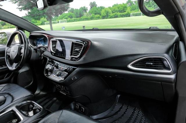 2020 Chrysler Pacifica 35th Anniversary Touring L Plus