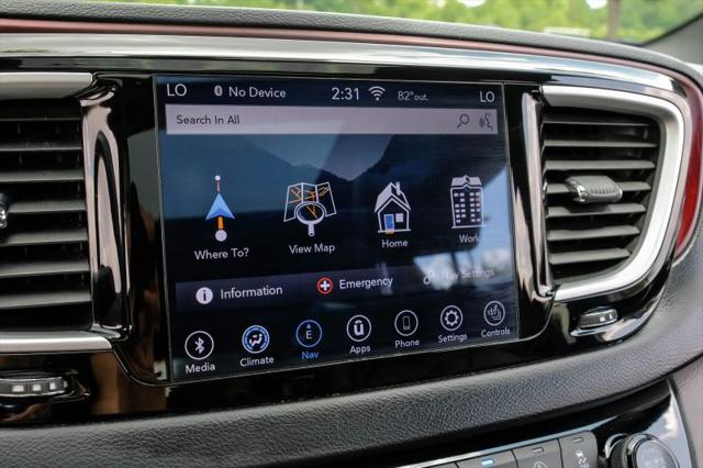 2020 Chrysler Pacifica 35th Anniversary Touring L Plus
