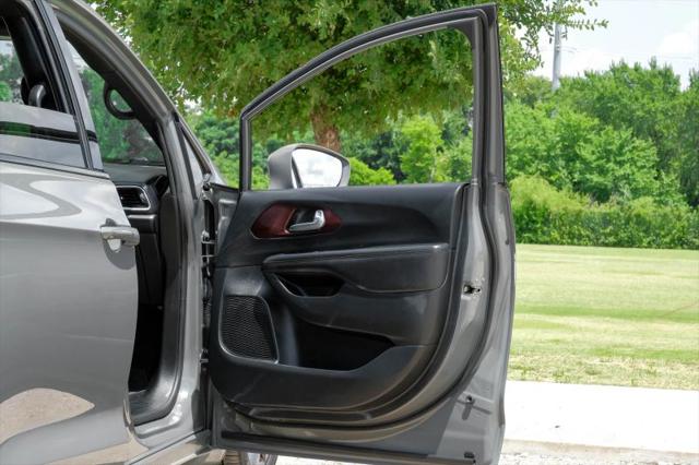2020 Chrysler Pacifica 35th Anniversary Touring L Plus