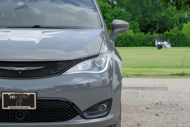 2020 Chrysler Pacifica 35th Anniversary Touring L Plus