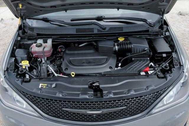 2020 Chrysler Pacifica 35th Anniversary Touring L Plus