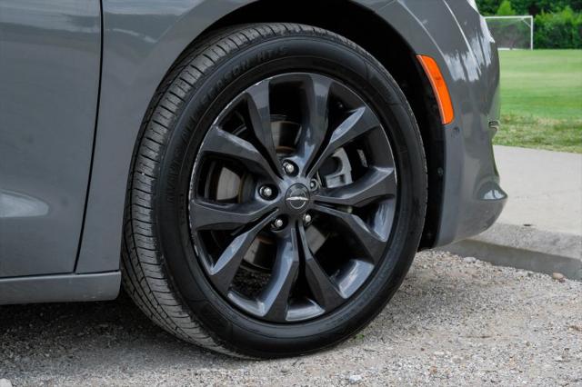 2020 Chrysler Pacifica 35th Anniversary Touring L Plus