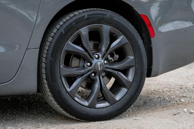 2020 Chrysler Pacifica 35th Anniversary Touring L Plus