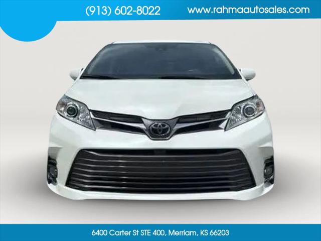 2018 Toyota Sienna XLE Premium 8 Passenger for sale in Merriam, KS