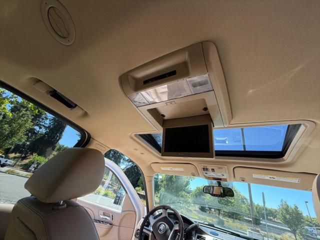 2011 Cadillac Escalade Premium