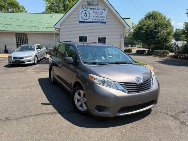 2011 Toyota Sienna LE V6 for sale in Warrenton, VA