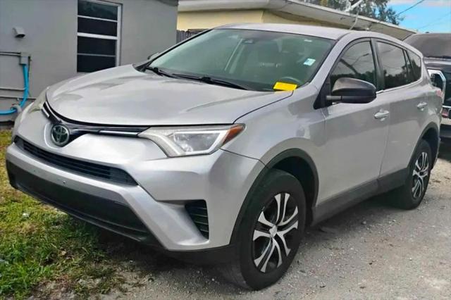 2018 Toyota RAV4 LE for sale in Lake Wales, FL