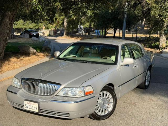 2004 Lincoln Town Car Signature for sale in North Hollywood, CA