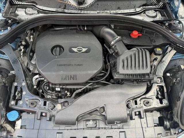 2016 MINI Cooper Clubman Cooper