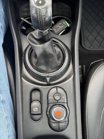 2016 MINI Cooper Clubman Cooper