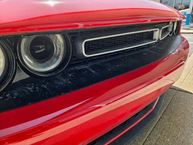 2015 Dodge Challenger SXT