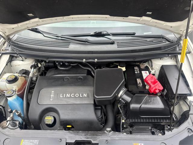 2013 Lincoln MKX Base