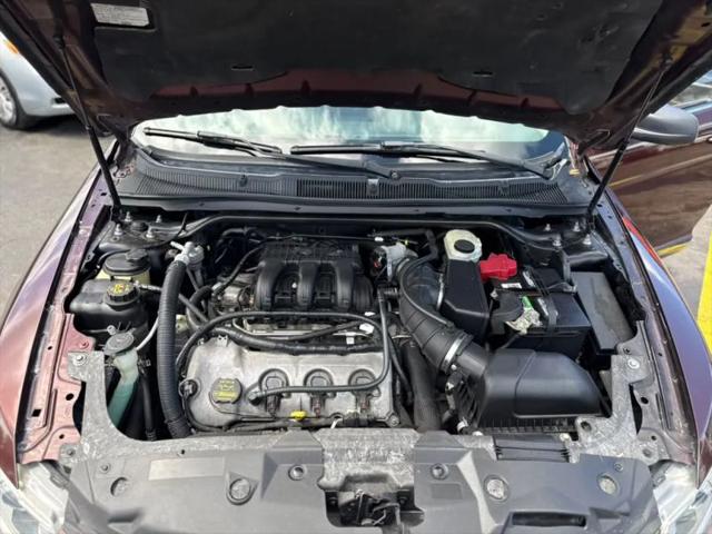 2012 Ford Taurus SE