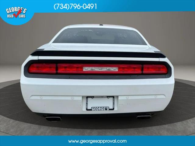 2014 Dodge Challenger R/T Plus