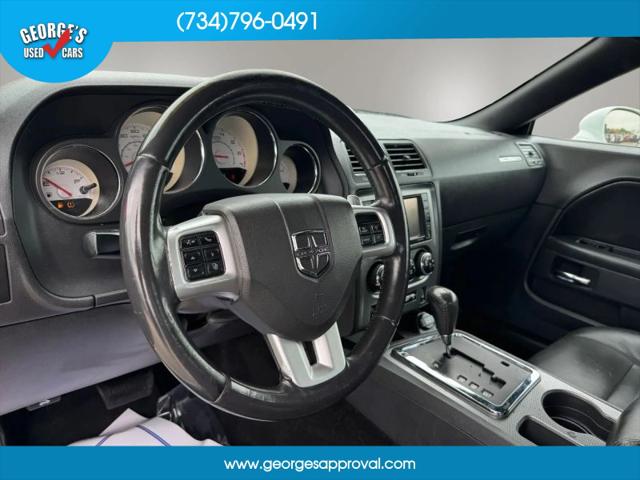 2014 Dodge Challenger R/T Plus